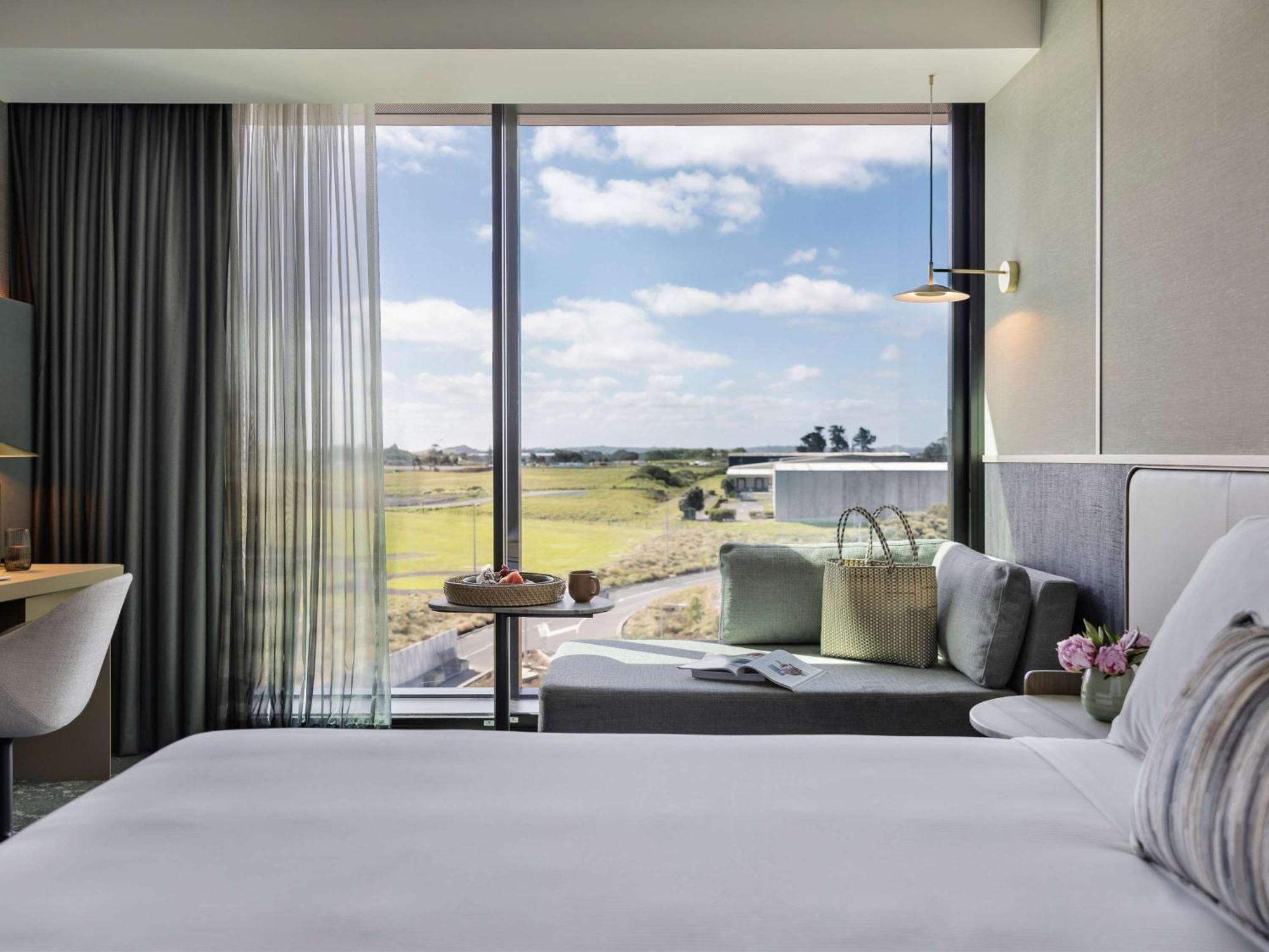 Hotel Pullman Auckland Airport Esterno foto A room at the hotel