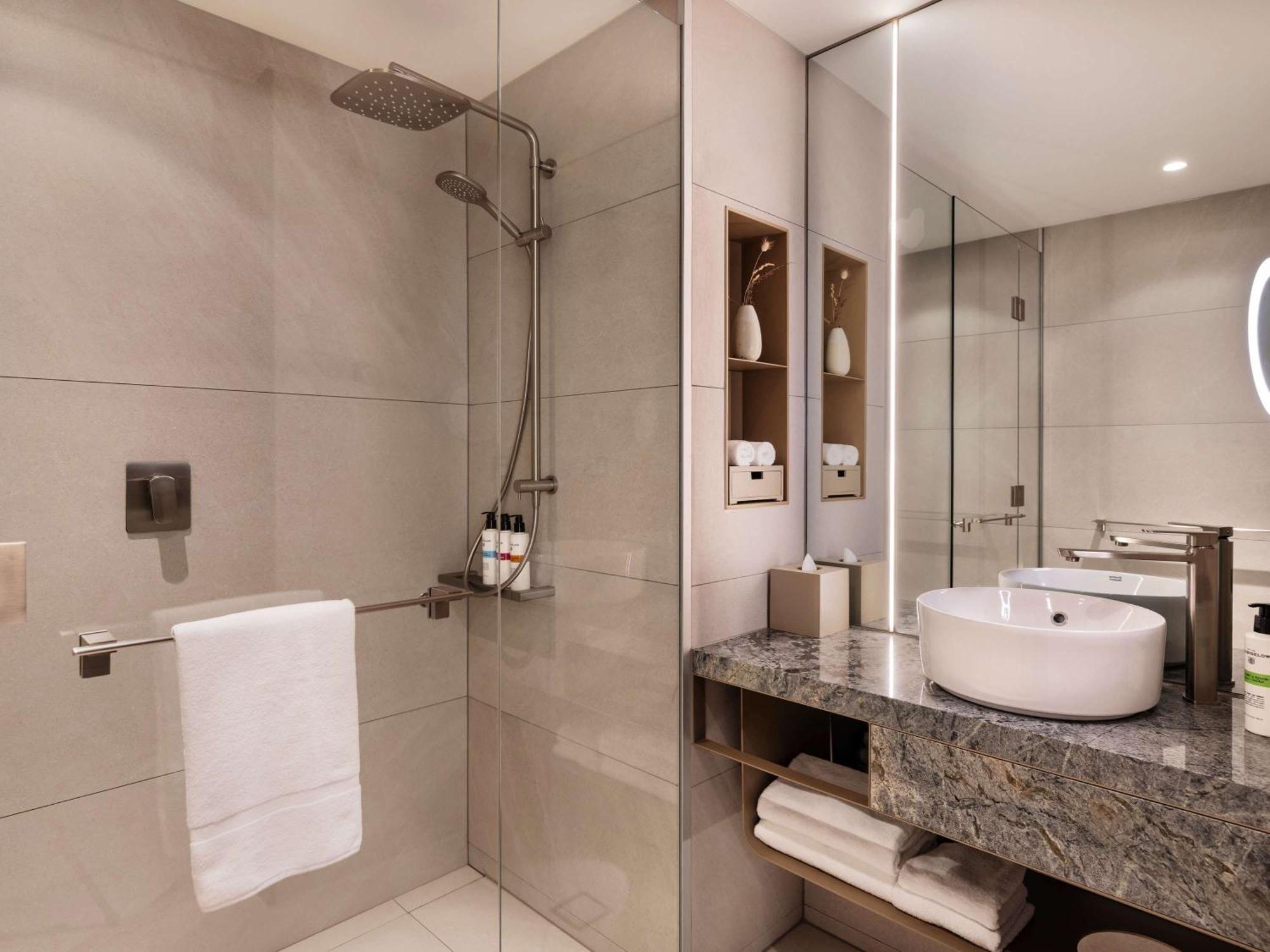 Hotel Pullman Auckland Airport Esterno foto