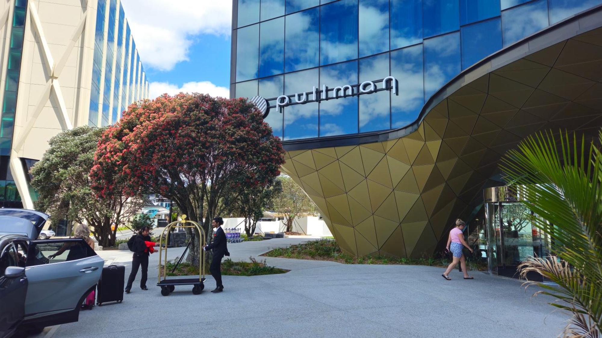 Hotel Pullman Auckland Airport Esterno foto South entrance